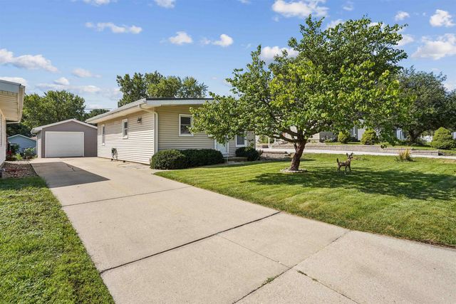 1816 Locke Avenue, Waterloo, IA 50702