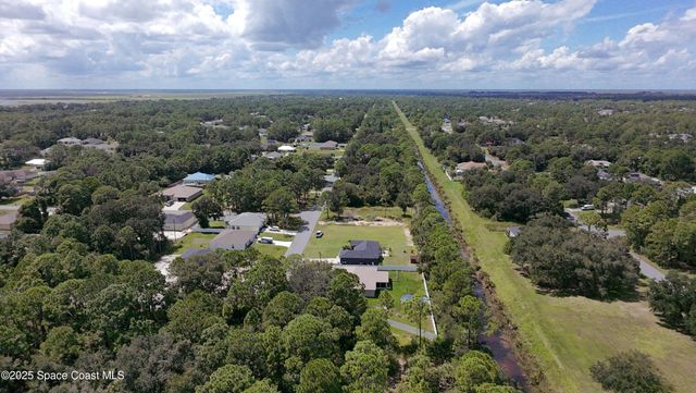 895 Tedder Road SE, Palm Bay, FL 32909