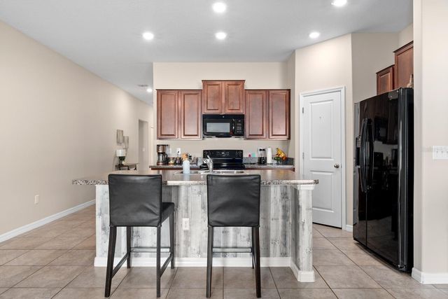 3622 KEARSNEY ABBEY CIRCLE, Dover, FL 33527