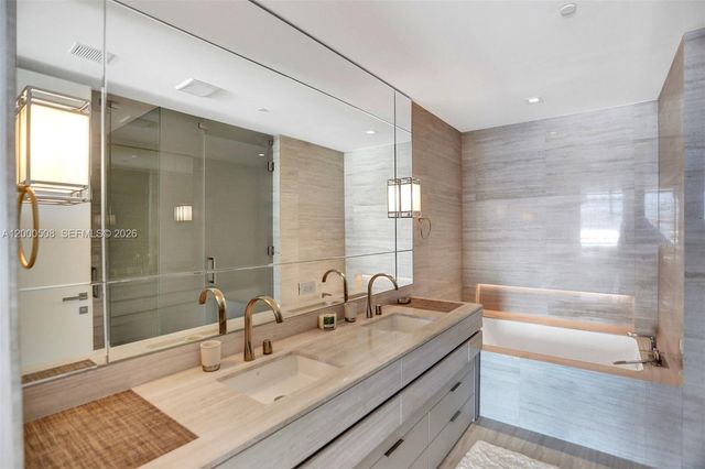 18975 Collins Avenue 2001, Sunny Isles Beach, FL 33160