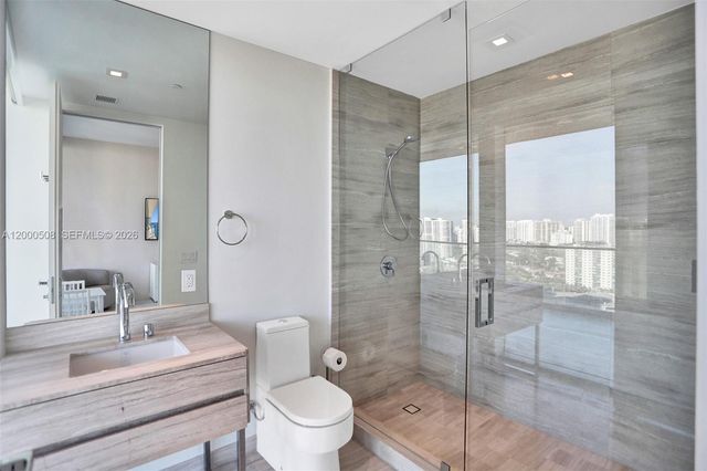 18975 Collins Avenue 2001, Sunny Isles Beach, FL 33160