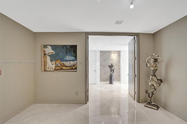 18975 Collins Avenue 2001, Sunny Isles Beach, FL 33160