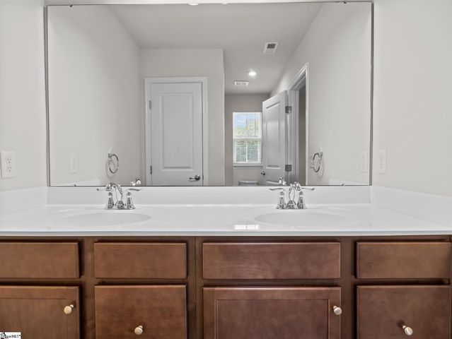 591 Preakness Run, Spartanburg, SC 29301