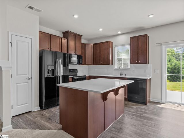 591 Preakness Run, Spartanburg, SC 29301