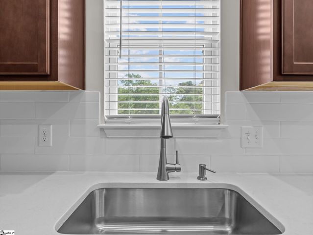 591 Preakness Run, Spartanburg, SC 29301