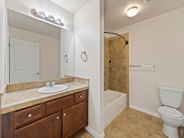 2133 Krisron Rd B-101, Fort Collins, CO 80525