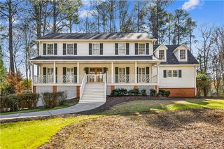 9570 Roberts Drive, Sandy Springs, GA 30350