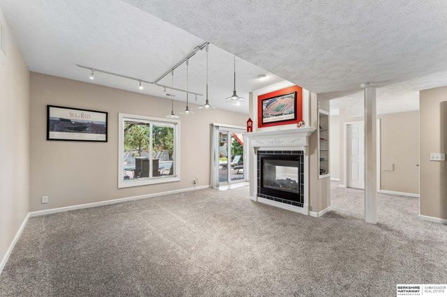 15110 Sahler Street, Omaha, NE 68116