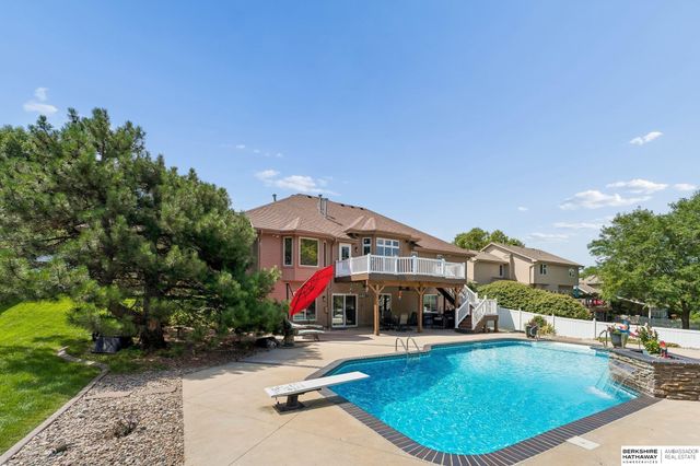 15110 Sahler Street, Omaha, NE 68116