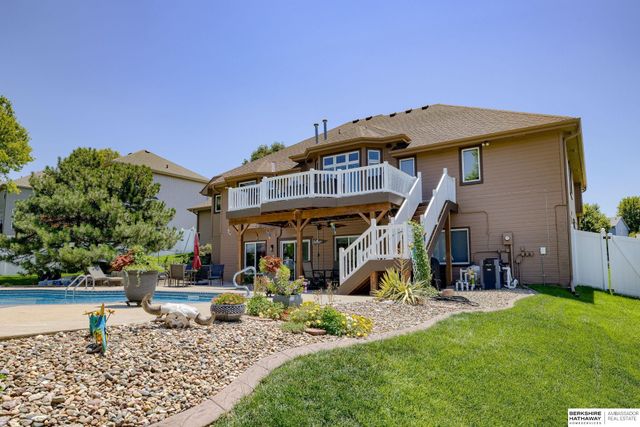 15110 Sahler Street, Omaha, NE 68116
