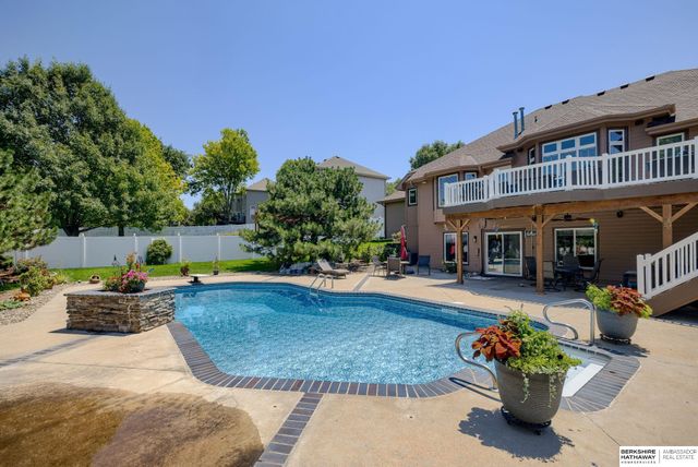 15110 Sahler Street, Omaha, NE 68116