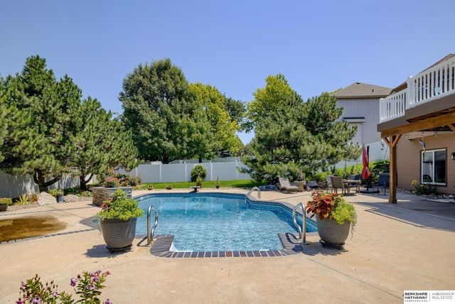 15110 Sahler Street, Omaha, NE 68116