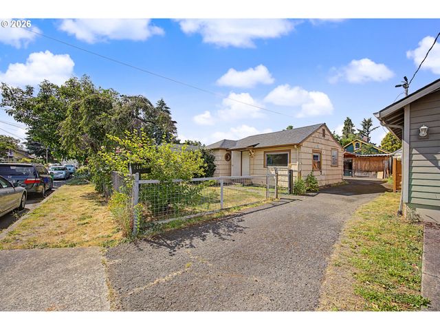 7441 Se RURAL St, Portland, OR 97206