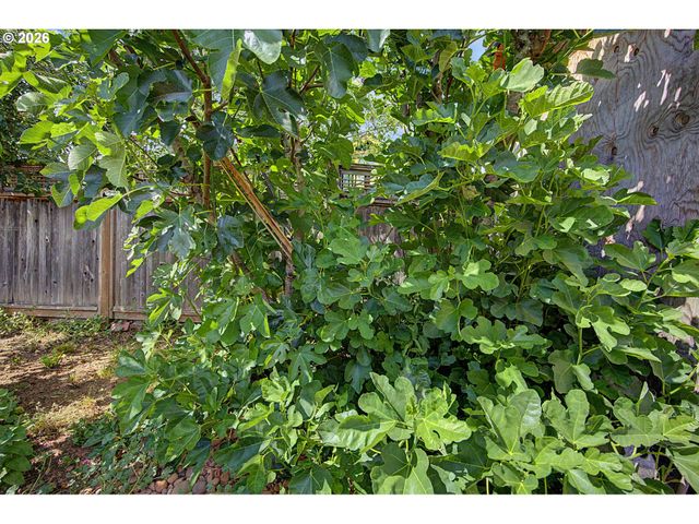 7441 Se RURAL St, Portland, OR 97206