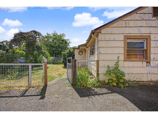 7441 Se RURAL St, Portland, OR 97206