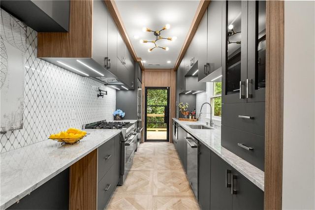 490 Rock Springs NE Road, Atlanta, GA 30324