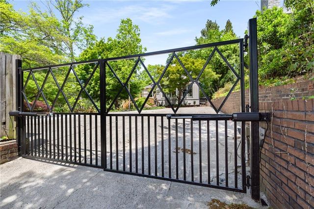 490 Rock Springs NE Road, Atlanta, GA 30324