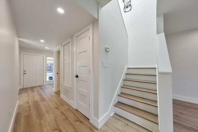 6373 Hawthorne Terrace, Peachtree Corners, GA 30092