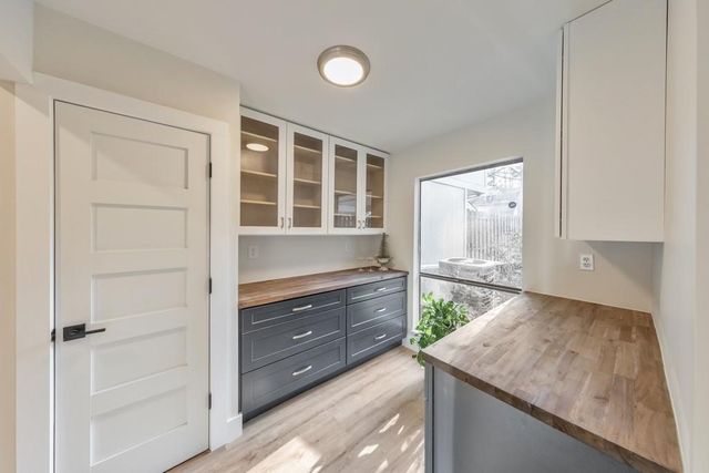 6373 Hawthorne Terrace, Peachtree Corners, GA 30092