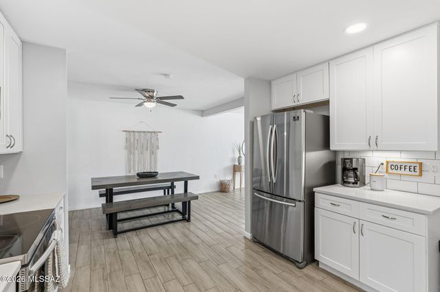 2733 E Manchester Street, Tucson, AZ 85716