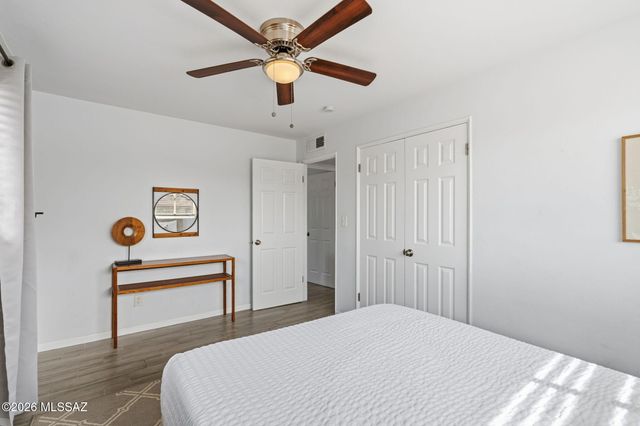 2733 E Manchester Street, Tucson, AZ 85716