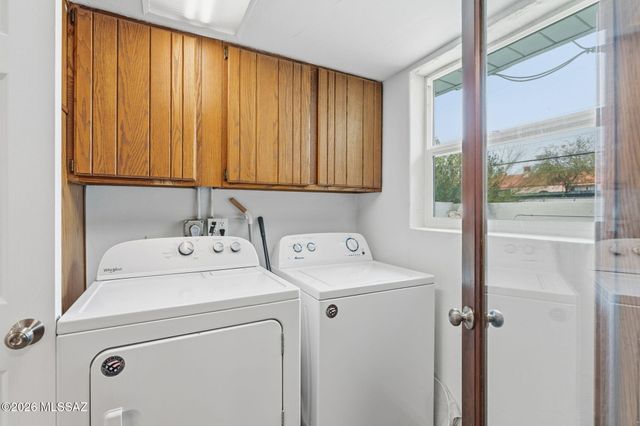 2733 E Manchester Street, Tucson, AZ 85716