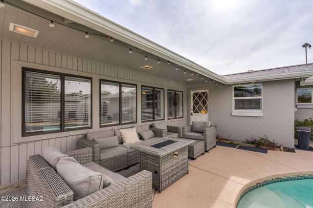 2733 E Manchester Street, Tucson, AZ 85716