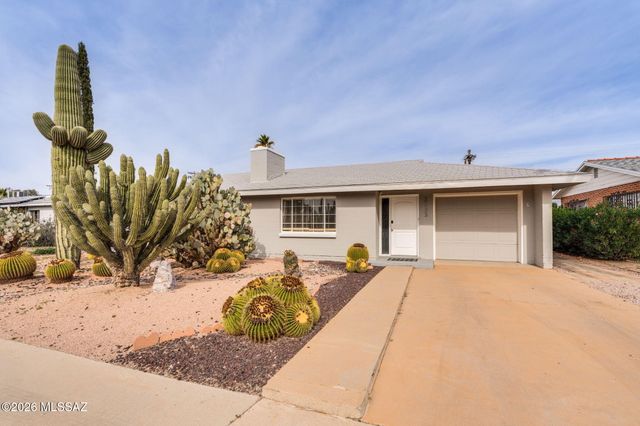 2733 E Manchester Street, Tucson, AZ 85716