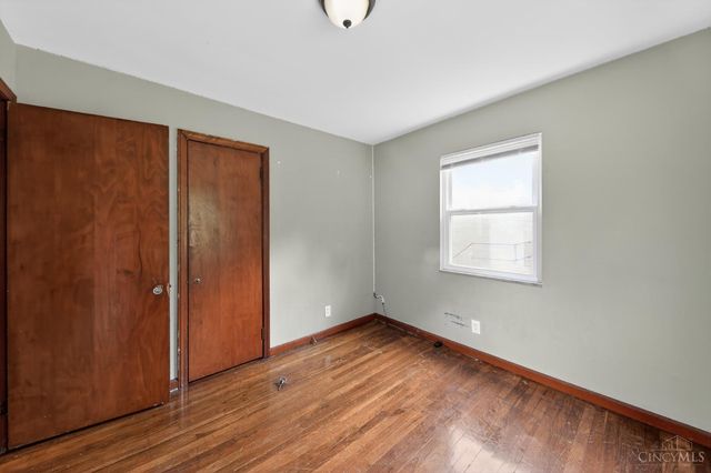 218 Ridgeway Road, Cincinnati, OH 45216