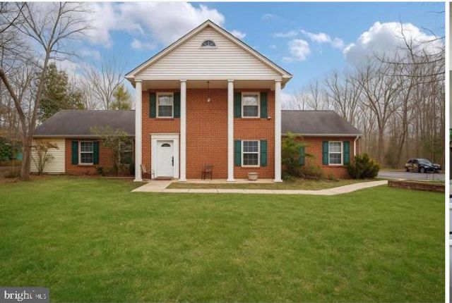 8580 CRAIN HWY, La Plata, MD 20646