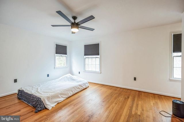 8580 CRAIN HWY, La Plata, MD 20646