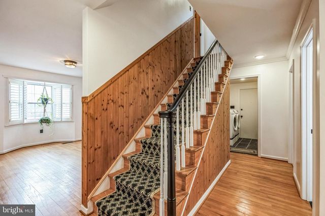 8580 CRAIN HWY, La Plata, MD 20646