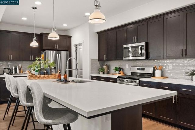 9078 Tradewinds Cir, Discovery Bay, CA 94505