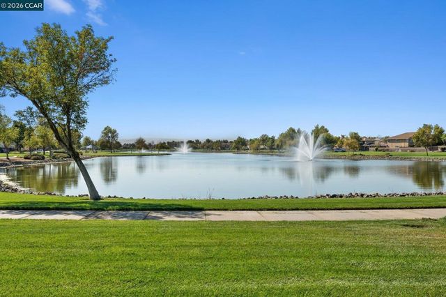 9078 Tradewinds Cir, Discovery Bay, CA 94505