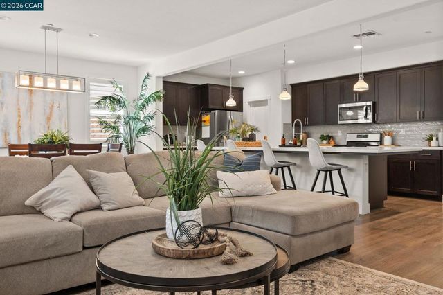 9078 Tradewinds Cir, Discovery Bay, CA 94505