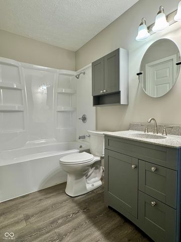 939 Sawmill Road, Whiteland, IN 46184