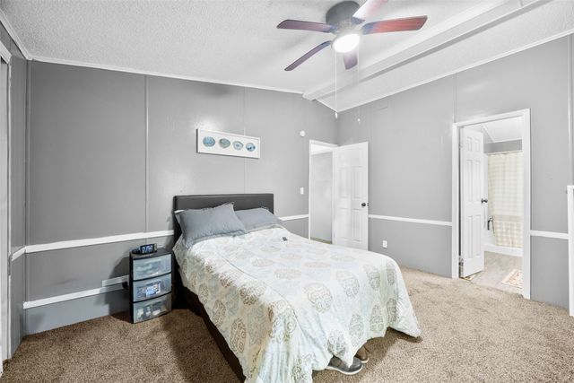 101-107 Syble Jean Drive, Burleson, TX 76028