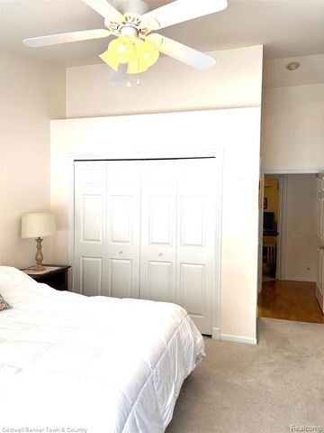 6320 Squire Lake Drive, Flushing, MI 48433