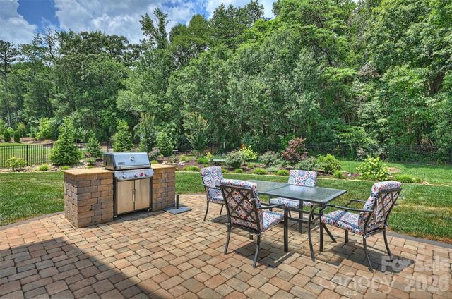 13012 Brooklyn Skylar Way, Huntersville, NC 28078