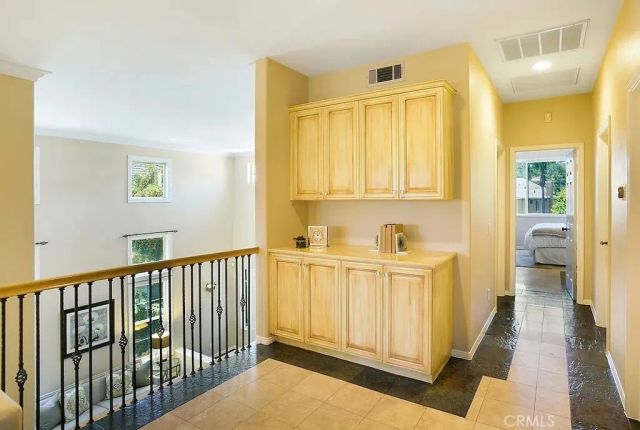 948 Ellesmere Way, Oak Park, CA 91377