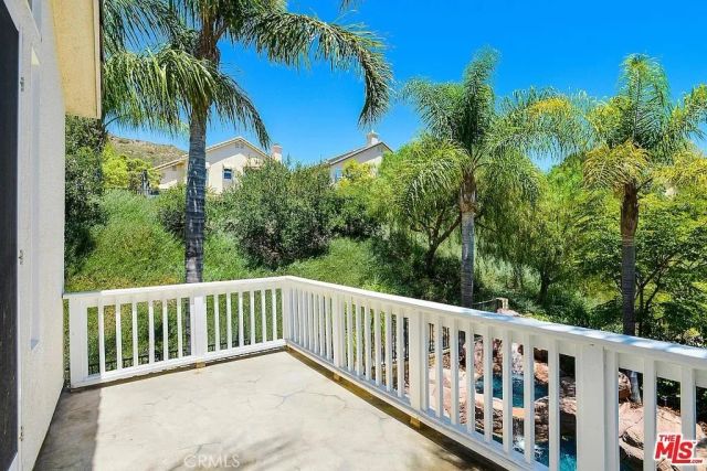 948 Ellesmere Way, Oak Park, CA 91377