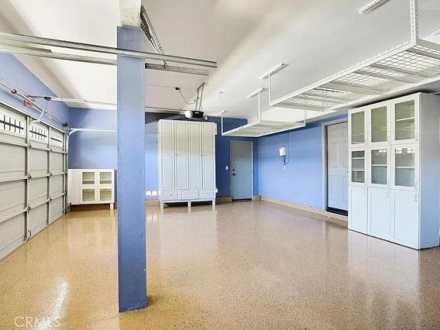 948 Ellesmere Way, Oak Park, CA 91377