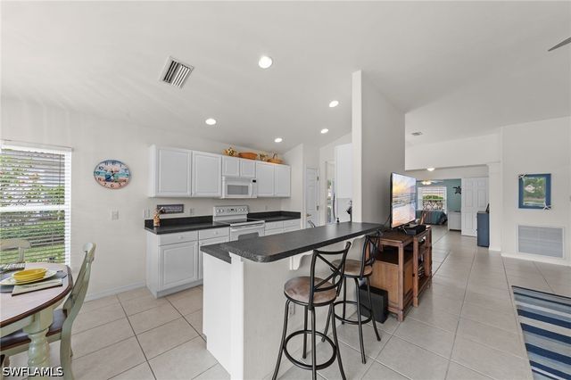 11020 Iron Horse WAY, Fort Myers, FL 33913