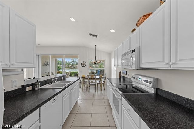 11020 Iron Horse WAY, Fort Myers, FL 33913