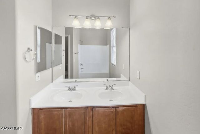 6638 W TAYLOR Street, Phoenix, AZ 85043