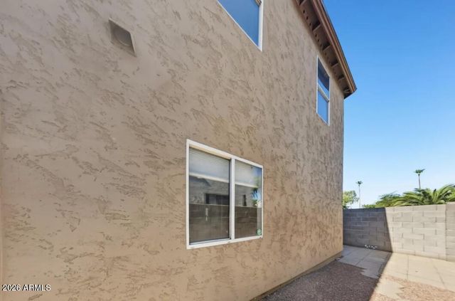 6638 W TAYLOR Street, Phoenix, AZ 85043