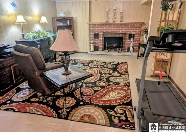 340 Summit Avenue, Jamestown, NY 14701