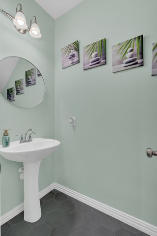 3908 Lucan Lane, Lewisville, TX 75056