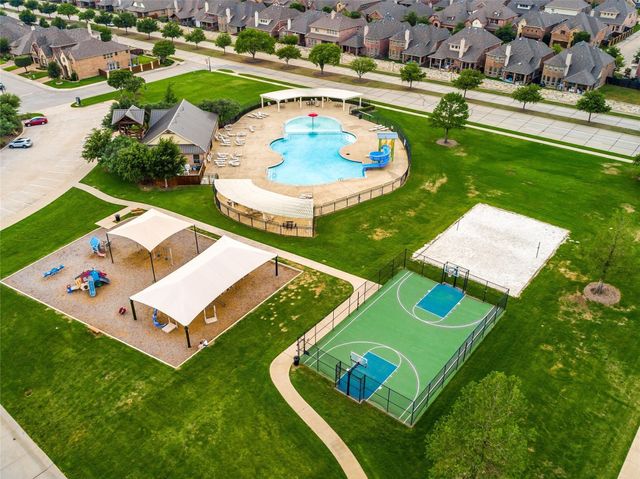 3908 Lucan Lane, Lewisville, TX 75056