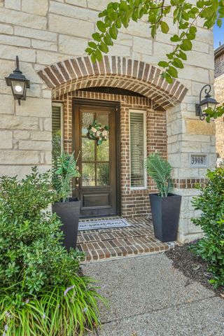3908 Lucan Lane, Lewisville, TX 75056